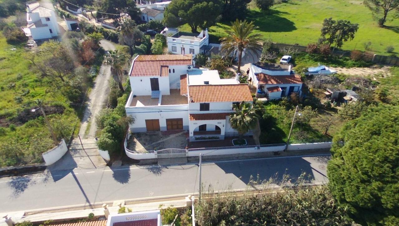 Casas Algarvias * Arroteia de Baixo