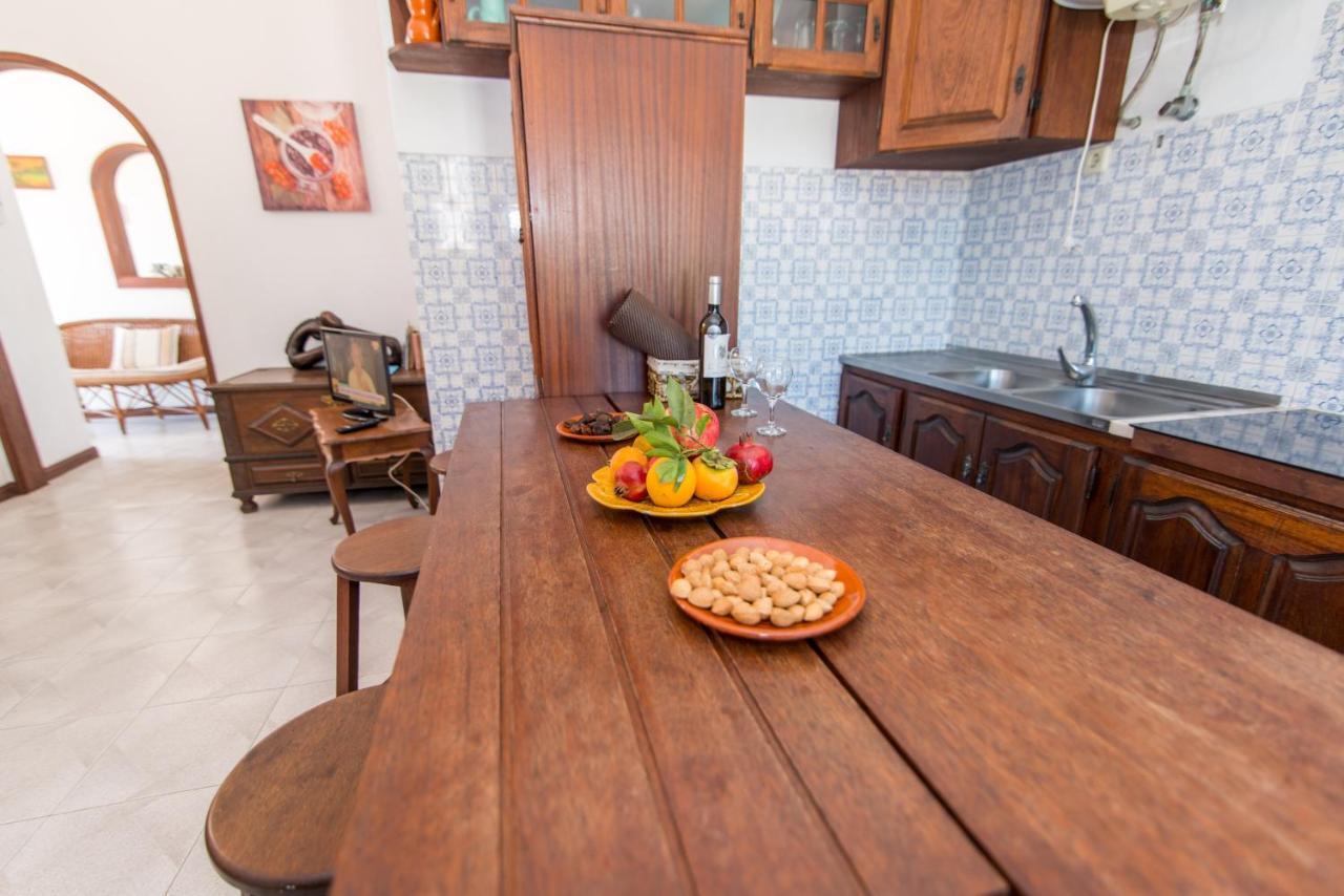 Casas Algarvias * Arroteia de Baixo